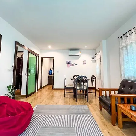 Cute House In Local Area, Near Cmu别墅